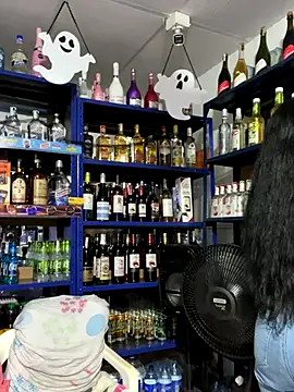 Snapshot of Hot_beauty__ chatting on 11/02/25, 12:57 Hot beauty online show from 11/02/25, 12:57