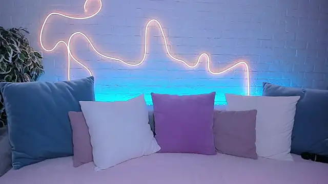 Snapshot of rossy_babe_ chatting on 09/30/25, 12:26 rossy babe online show from 09/30/25, 12:26