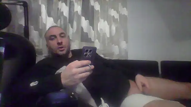 Snapshot of NewyorkDimi chatting on 12/27/24, 06:46 NewyorkDimi online show from 12/27/24, 06:46