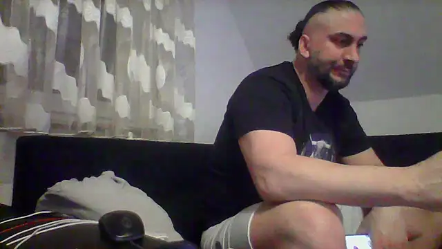 Snapshot of NewyorkDimi chatting on 03/22/25, 04:03 NewyorkDimi online show from 03/22/25, 04:03
