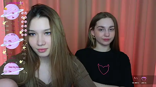 Snapshot of LuxuryGirl__ chatting on 03/15/25, 10:35 LuxuryGirl online show from 03/15/25, 10:35