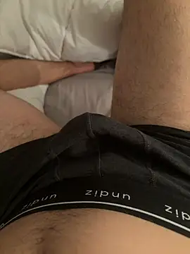 Snapshot of val6910 chatting on 03/12/25, 10:17 val6910 online show from 03/12/25, 10:17