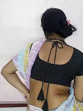 Snapshot of pujabhabi51 chatting on 12/26/24, 09:58 pujabhabi51 online show from 12/26/24, 09:58