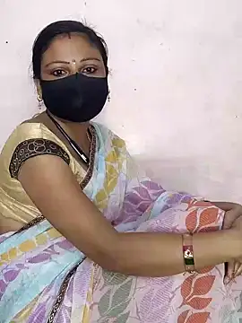 Snapshot of pujabhabi51 chatting on 02/05/25, 02:51 pujabhabi51 online show from 02/05/25, 02:51