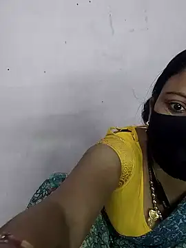 Snapshot of pujabhabi51 chatting on 02/06/25, 01:49 pujabhabi51 online show from 02/06/25, 01:49