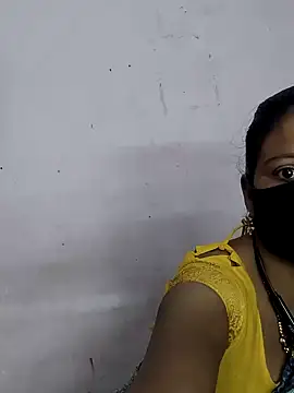 Snapshot of pujabhabi51 chatting on 02/22/25, 02:06 pujabhabi51 online show from 02/22/25, 02:06