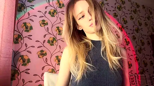 Evvie Summn1 online show from 02/21/26, 11:11