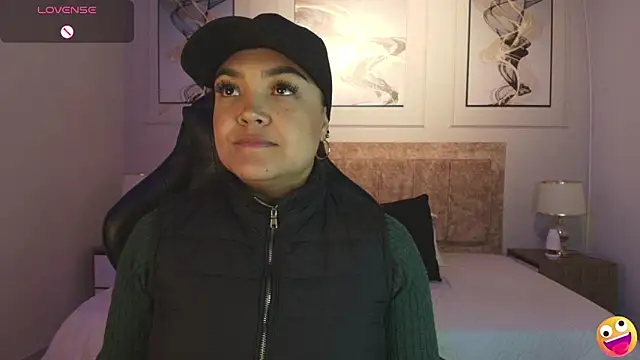 Snapshot of lyn_adamns chatting on 01/03/25, 08:22 lyn adamns online show from 01/03/25, 08:22