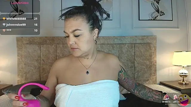 Snapshot of lyn_adamns chatting on 01/05/25, 05:09 lyn adamns online show from 01/05/25, 05:09