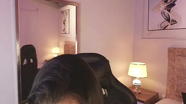 Snapshot of lyn_adamns chatting on 01/24/25, 11:12 lyn adamns online show from 01/24/25, 11:12