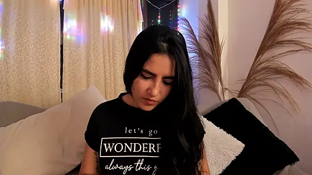 Serenity Day online show from 12/23/25, 03:04