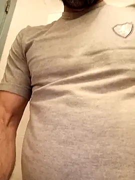 jonyfree1978 online show from 11/18/25, 09:41