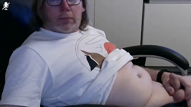 Snapshot of VSteph chatting on 05/30/26, 08:28 VSteph online show from 05/30/26, 08:28