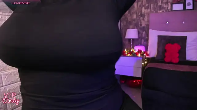 alice  tylor online show from 04/15/26, 01:07