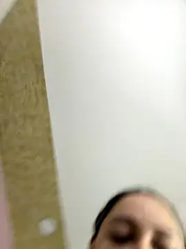 Snapshot of PandoraRider chatting on 10/29/25, 01:02 PandoraRider online show from 10/29/25, 01:02