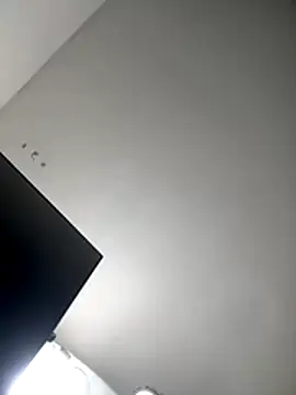 Snapshot of PandoraRider chatting on 10/31/25, 01:34 PandoraRider online show from 10/31/25, 01:34