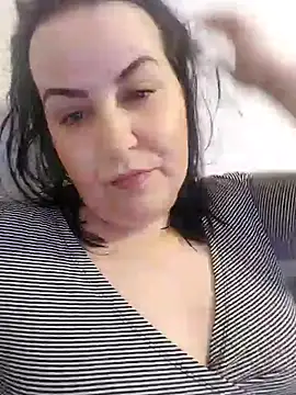 Snapshot of Tamara1955 chatting on 02/05/25, 11:50 Tamara1955 online show from 02/05/25, 11:50