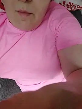 Snapshot of Tamara1955 chatting on 02/19/25, 10:34 Tamara1955 online show from 02/19/25, 10:34