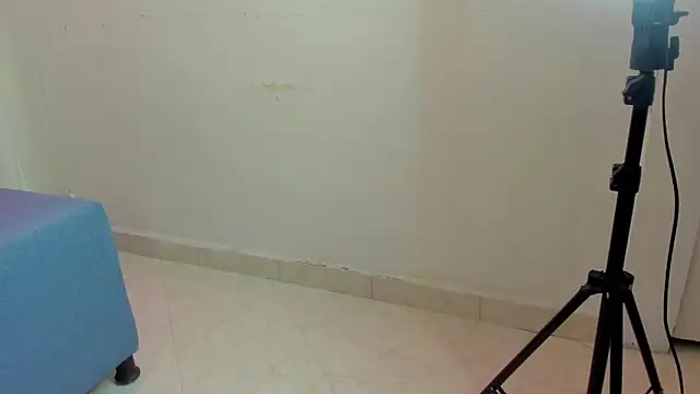 Itsme Daniela online show from 12/07/24, 03:30