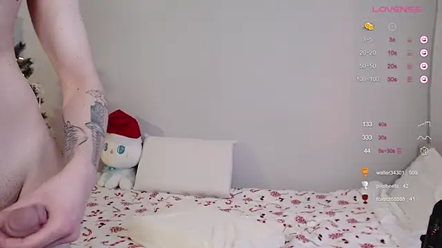 duomooncouple online show from 12/30/24, 11:04