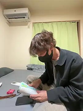 UKI06 online show from 03/13/26, 01:40