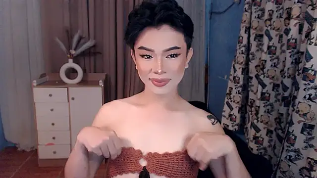 Snapshot of Dimpledimps69 chatting on 11/17/25, 01:06 Dimpledimps69 online show from 11/17/25, 01:06