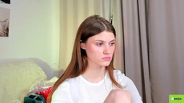 Hello Vivienne online show from 12/13/24, 08:58