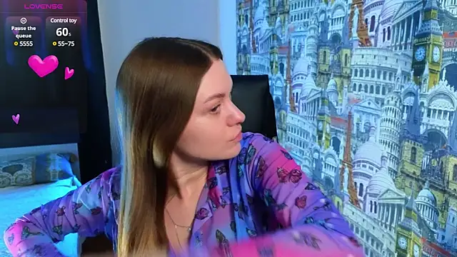 Snapshot of Lovella_Lips chatting on 02/24/25, 11:32 Lovella Lips online show from 02/24/25, 11:32