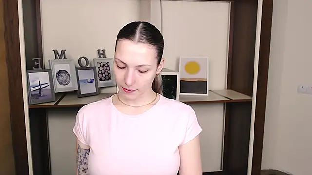 VanessaMay  online show from 03/24/26, 05:51