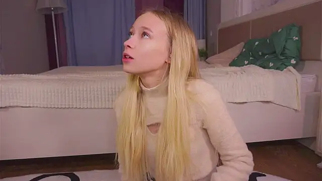 LynetBurby online show from 12/05/25, 06:11