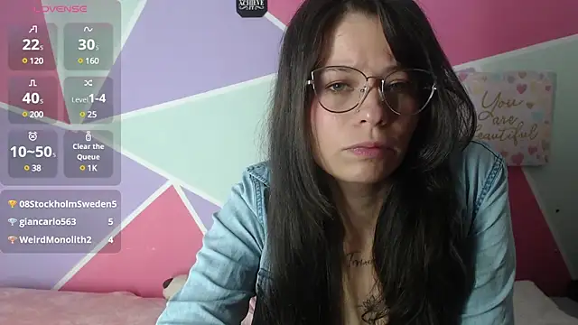 Snapshot of Mily_Miley chatting on 02/26/25, 01:41 Mily Miley online show from 02/26/25, 01:41