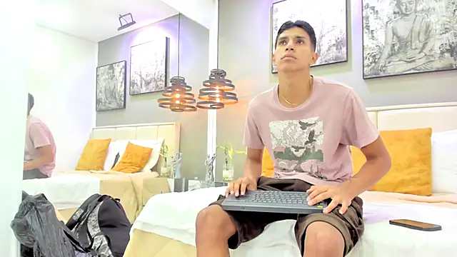 kieran derek online show from 10/23/25, 03:17