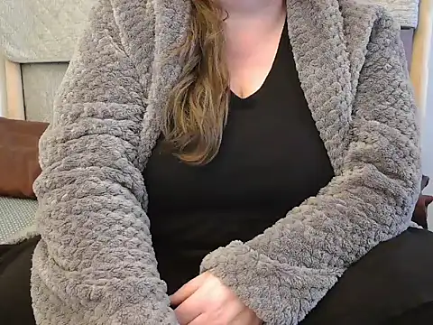 MarthaBriest online show from 03/19/25, 07:29