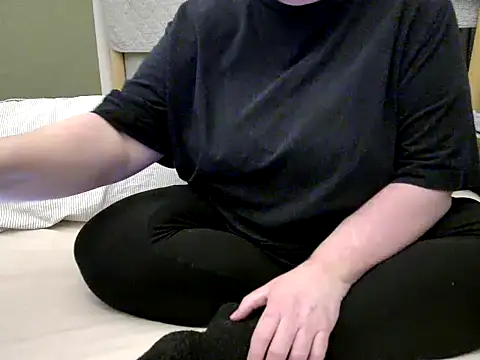 MarthaBriest online show from 04/17/26, 02:14