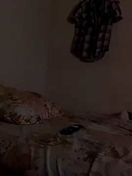 Snapshot of Johnras121 chatting on 10/01/25, 11:27 Johnras121 online show from 10/01/25, 11:27