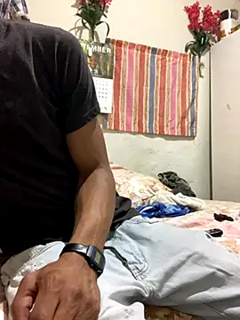 Snapshot of Johnras121 chatting on 10/03/25, 11:02 Johnras121 online show from 10/03/25, 11:02