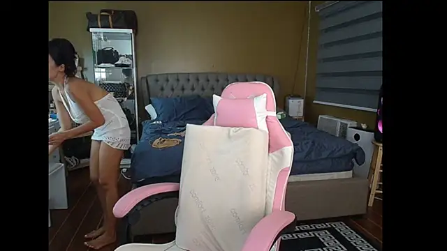 Snapshot of aya_saki chatting on 03/09/25, 10:41 aya saki online show from 03/09/25, 10:41