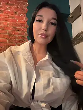 Tisha Busty online show from 07/12/26, 10:39