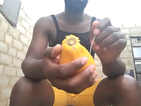 Snapshot of Touch_mysoul chatting on 01/08/25, 03:17 Touch mysoul online show from 01/08/25, 03:17