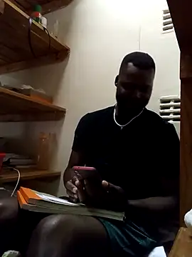 Snapshot of Touch_mysoul chatting on 02/16/25, 09:15 Touch mysoul online show from 02/16/25, 09:15