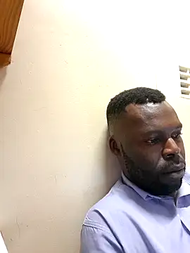 Snapshot of Touch_mysoul chatting on 10/14/25, 01:01 Touch mysoul online show from 10/14/25, 01:01