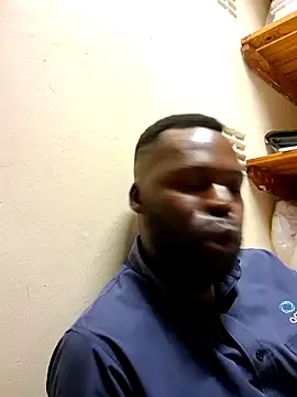 Snapshot of Touch_mysoul chatting on 11/19/25, 11:10 Touch mysoul online show from 11/19/25, 11:10