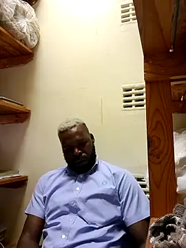 Snapshot of Touch_mysoul chatting on 12/15/25, 09:35 Touch mysoul online show from 12/15/25, 09:35