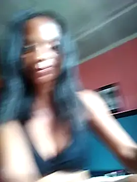 Snapshot of sweets_80 chatting on 02/11/25, 02:24 sweets 80 online show from 02/11/25, 02:24