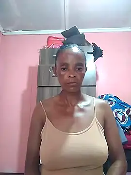 Snapshot of sweets_80 chatting on 02/13/25, 08:38 sweets 80 online show from 02/13/25, 08:38