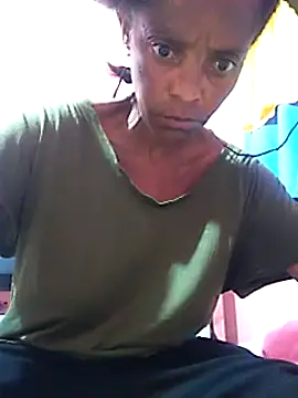 Snapshot of sweets_80 chatting on 03/03/25, 03:41 sweets 80 online show from 03/03/25, 03:41