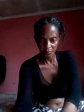 Snapshot of sweets_80 chatting on 09/11/25, 05:46 sweets 80 online show from 09/11/25, 05:46