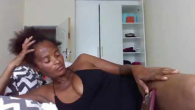 sweets 80 online show from 01/08/26, 02:30