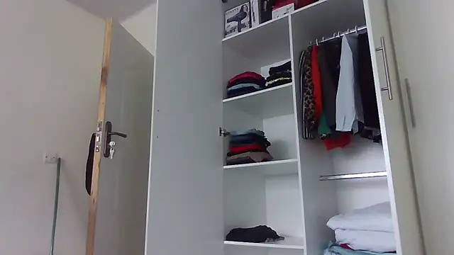 sweets 80 online show from 02/25/26, 12:48