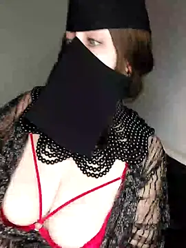 Snapshot of -Arab_milf- chatting on 12/31/24, 05:33 -Arab milf- online show from 12/31/24, 05:33